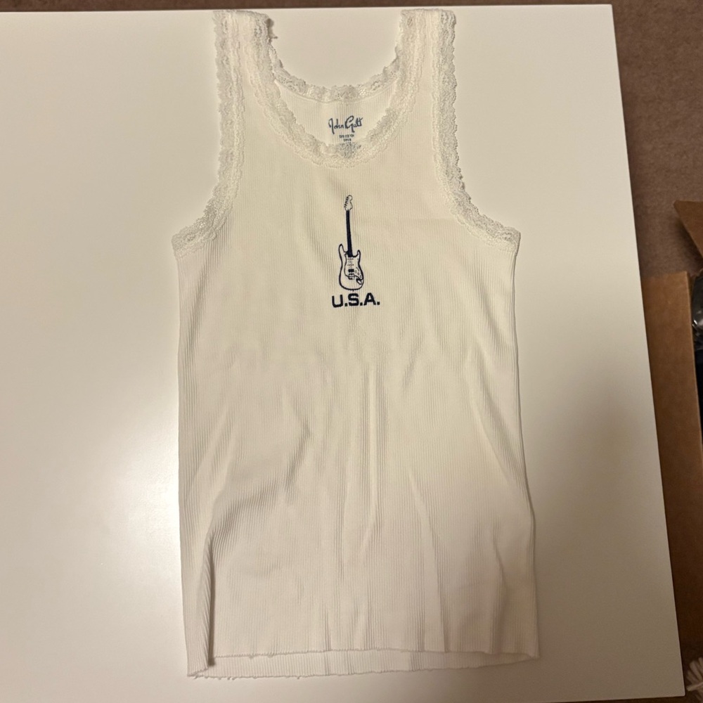 Brandy Melville Guitar Lace Tank